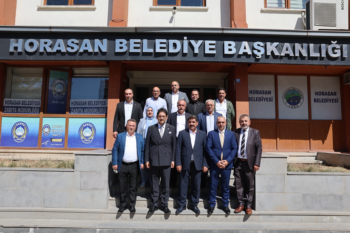 Erzurum Ticaret Borsası Heyetinden Horasan Belediye Başkanı Sayın Hayrettin Özdemir’e Ziyaret.