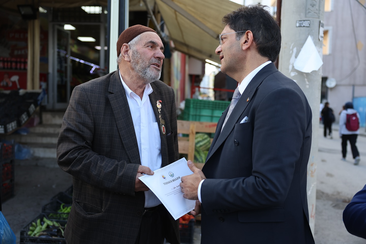 Erzurum Ticaret Borsası’ndan Horasan’daki Üyelerine Ziyaret ve Teşekkür Belgesi Takdimi.