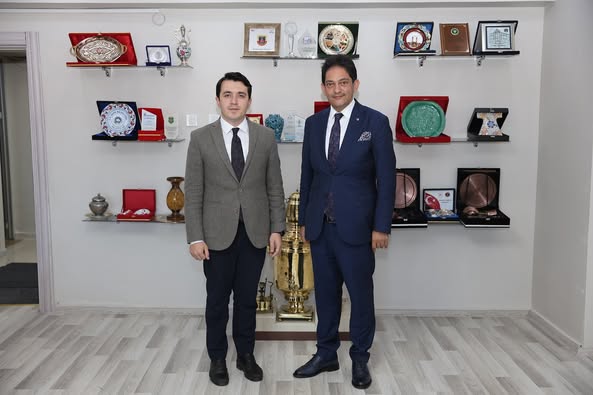 Tekman Heyetinden Erzurum Ticaret Borsasına Ziyaret: Süt ve Bal Projeleri Görüşüldü.